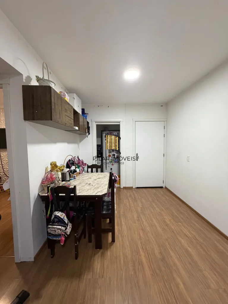 Apartamento 2 dormitórios no bairro Vila São José