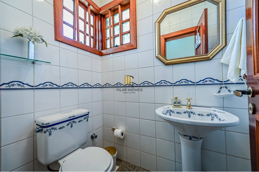 Casa de Condomínio 3 dormitórios no bairro Nonoai