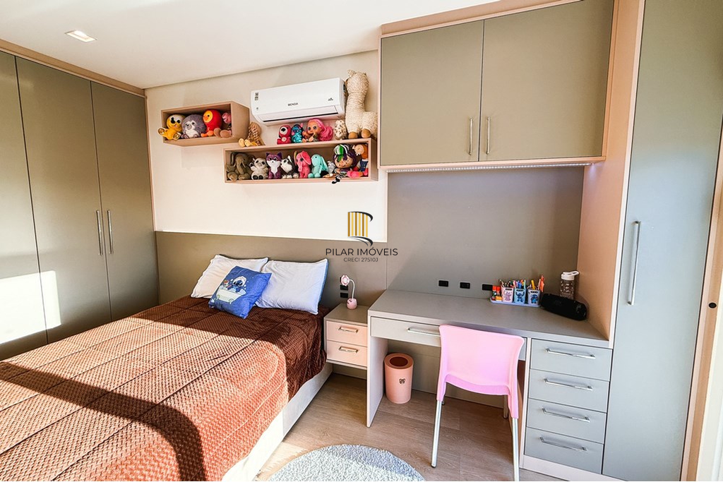 Casa de Condomínio 3 dormitórios no bairro Sanga Funda