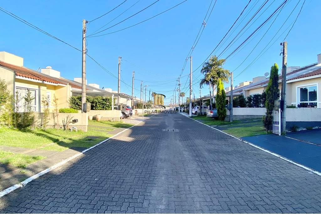 Casa de Condomínio 2 dormitórios no bairro Olaria