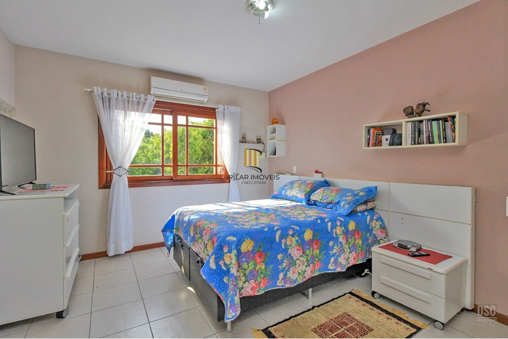 Casa 3 dormitórios no bairro Ipanema