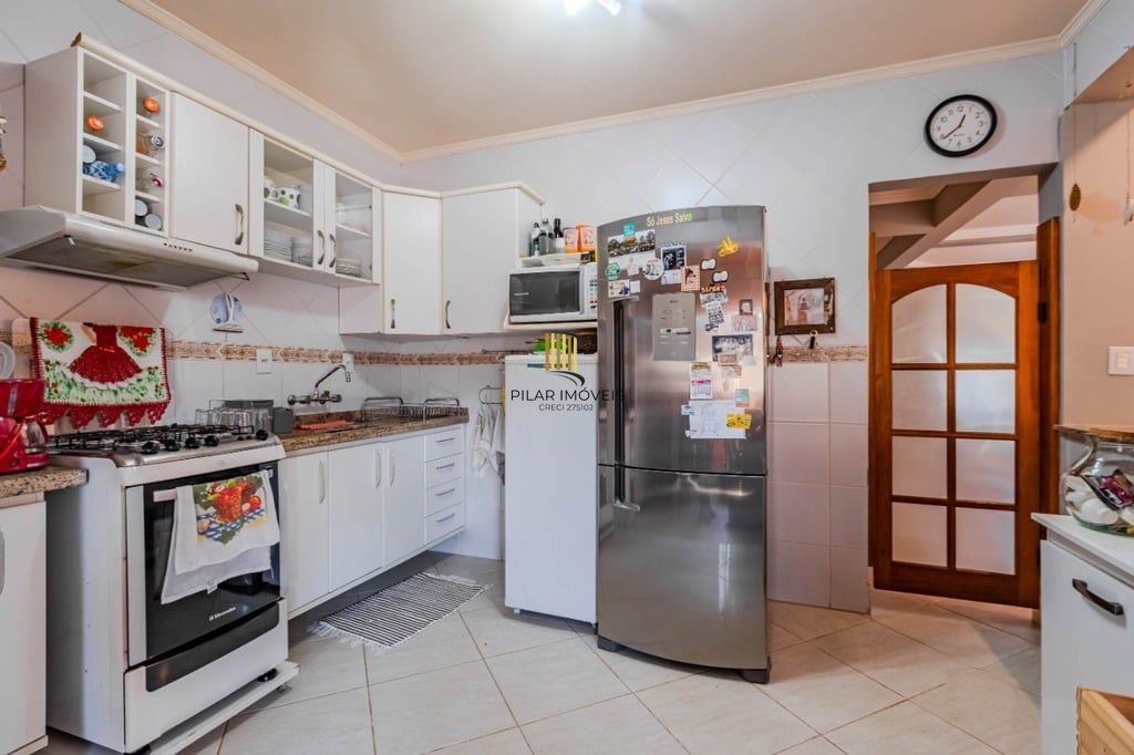 Casa de Condomínio 4 dormitórios no bairro Ipanema