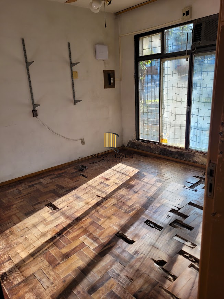 Casa 3 dormitórios no bairro Teresópolis