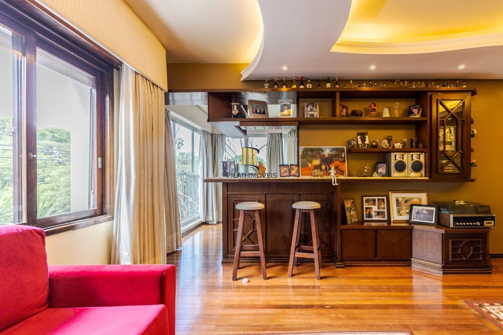 Apartamento 3 dormitórios no bairro Farroupilha