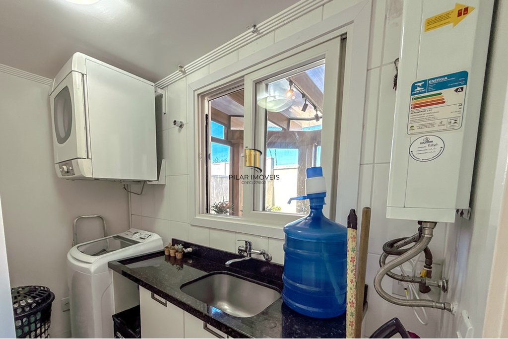 Casa 3 dormitórios no bairro Harmonia