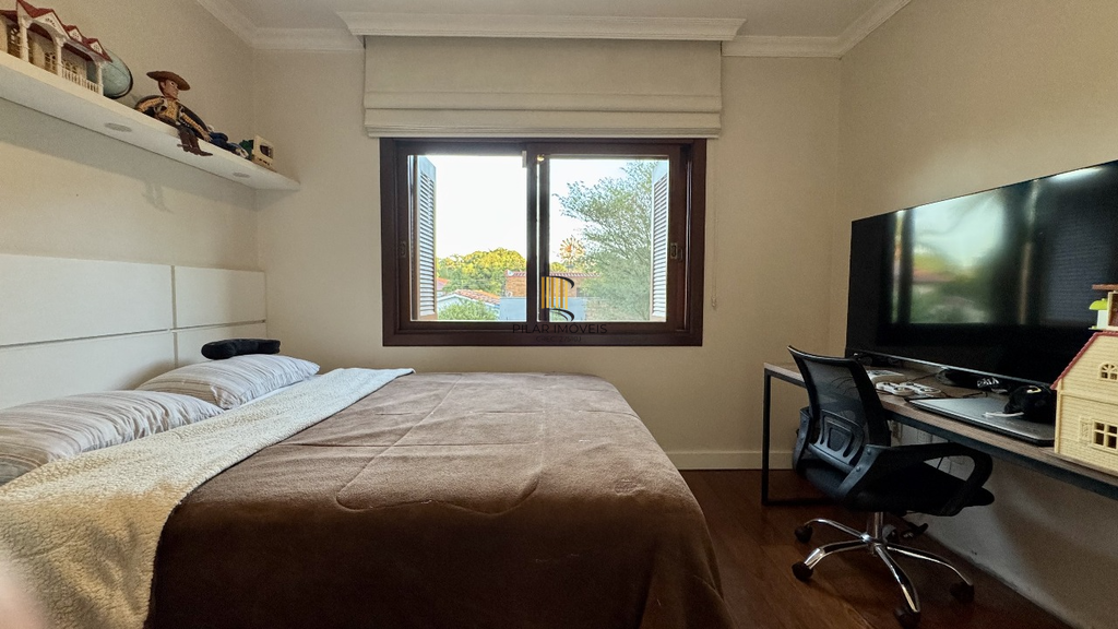 Casa 3 dormitórios no bairro Ipanema