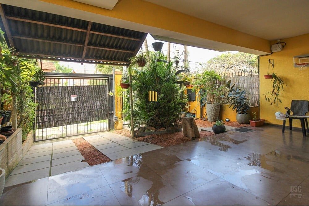 Casa 3 dormitórios no bairro Espírito Santo