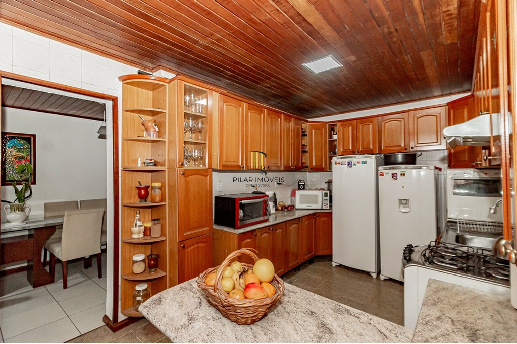 Casa 4 dormitórios no bairro Jardim Itu Sabará