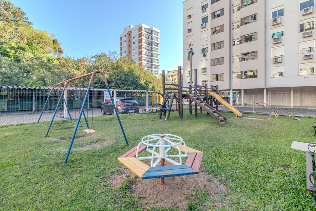 Apartamento 3 dormitórios no bairro Centro