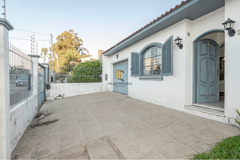 Casa 3 dormitórios no bairro Jardim do Salso - Pilar Imóveis