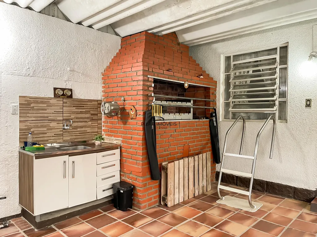 Casa 3 dormitórios no bairro Nonoai