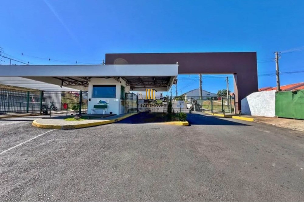 Casa de Condomínio 2 dormitórios no bairro Jardim Algarve