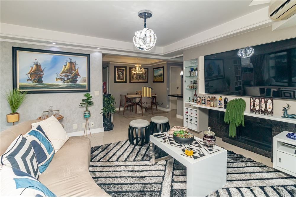 Apartamento 3 dormitórios no bairro Bela Vista