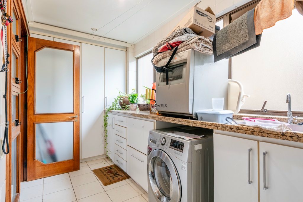 Apartamento 3 dormitórios no bairro Mont Serrat