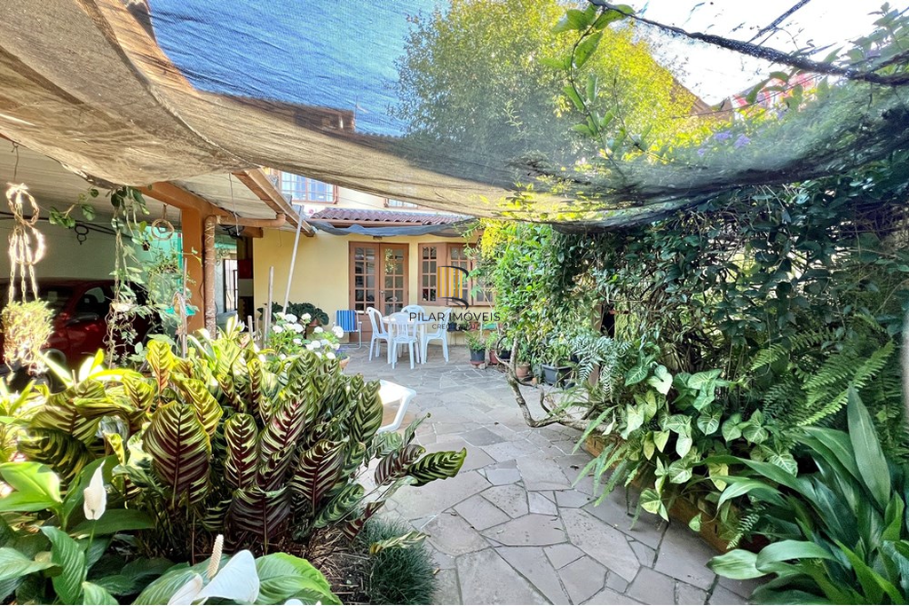 Casa 3 dormitórios no bairro Nossa Senhora das Graças