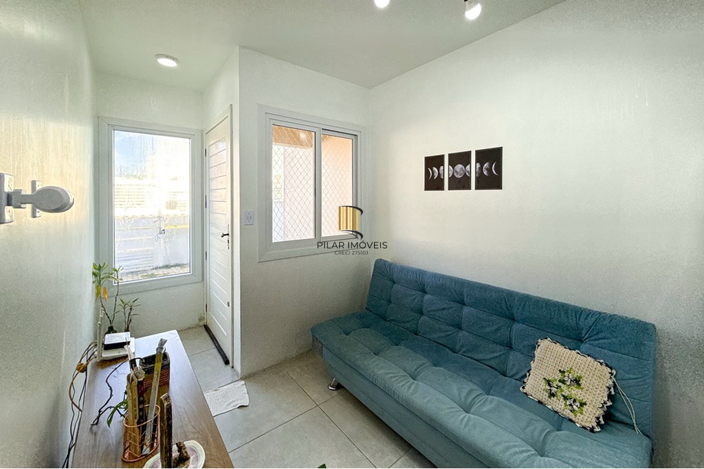 Casa 2 dormitórios no bairro Olaria
