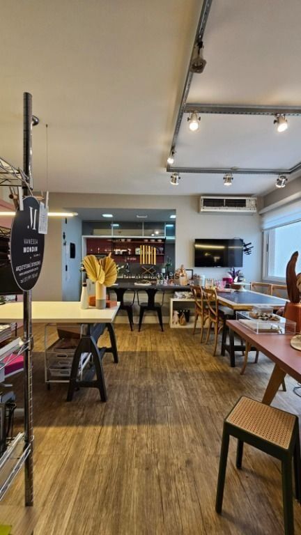 Apartamento 2 dormitórios no bairro Vila Ipiranga