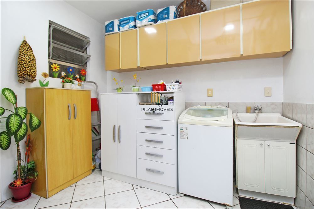 Apartamento 3 dormitórios no bairro Menino Deus