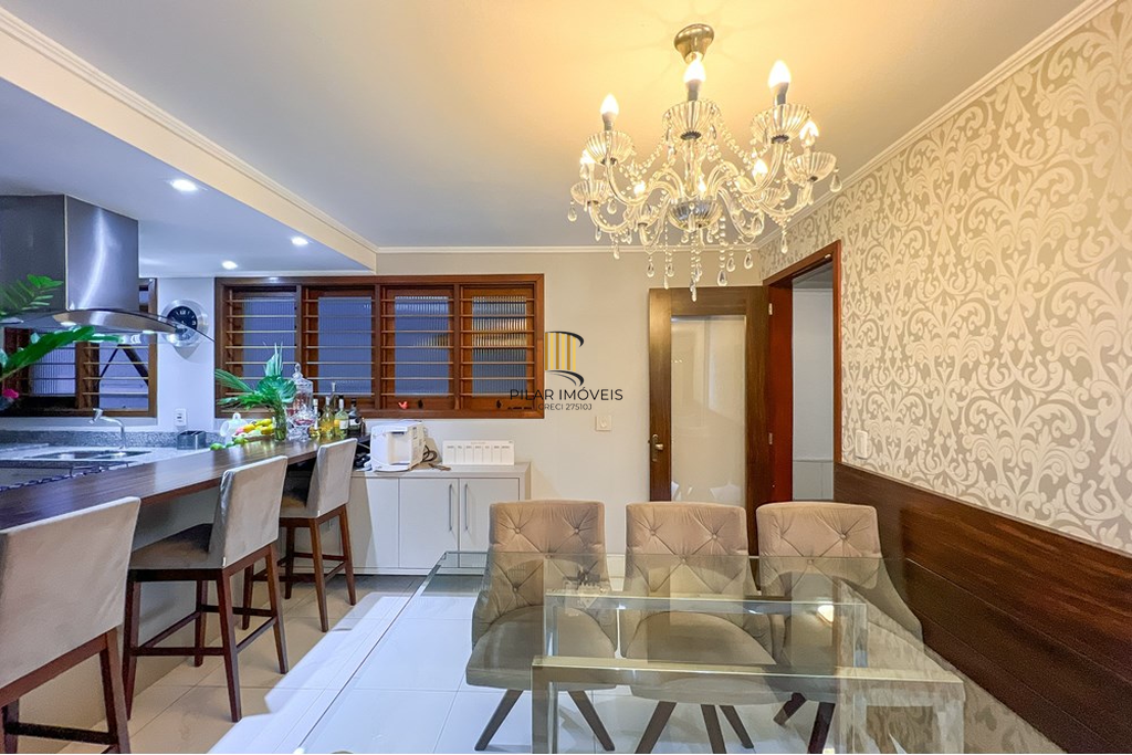 Casa 4 dormitórios no bairro São José