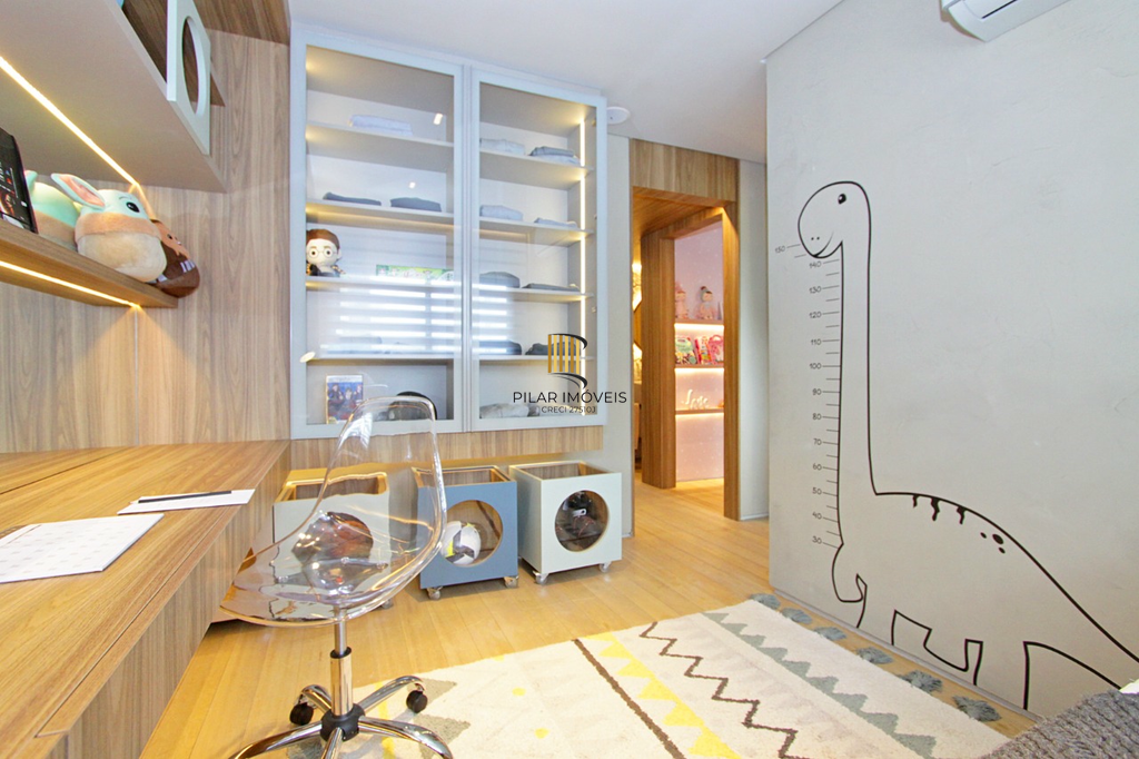 Apartamento 3 dormitórios no bairro Menino Deus