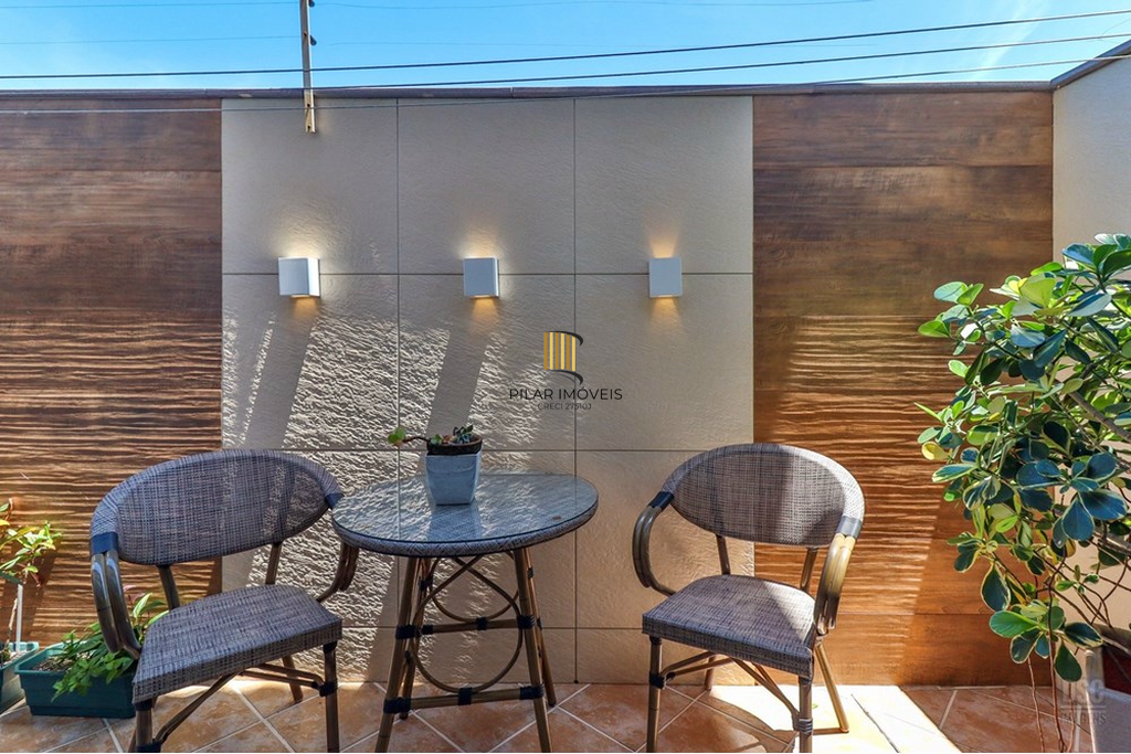 Casa de Condomínio 3 dormitórios no bairro Ipanema