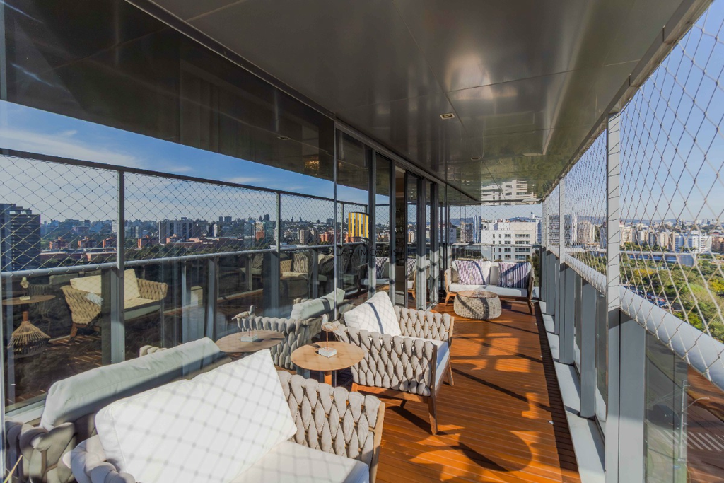Apartamento 4 dormitórios no bairro Jardim Europa