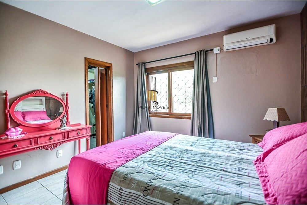 Casa de Condomínio 2 dormitórios no bairro Serraria