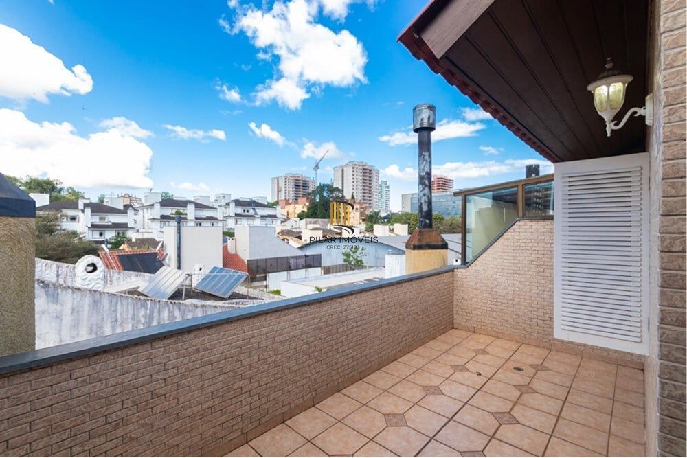 Casa de Condomínio 4 dormitórios no bairro Boa Vista