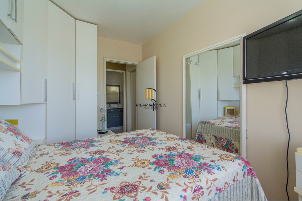 Apartamento 2 dormitórios no bairro Vila Ipiranga