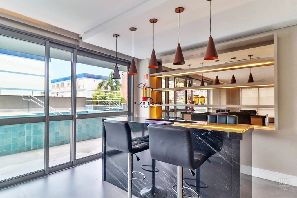 Apartamento 2 dormitórios no bairro Vila Ipiranga