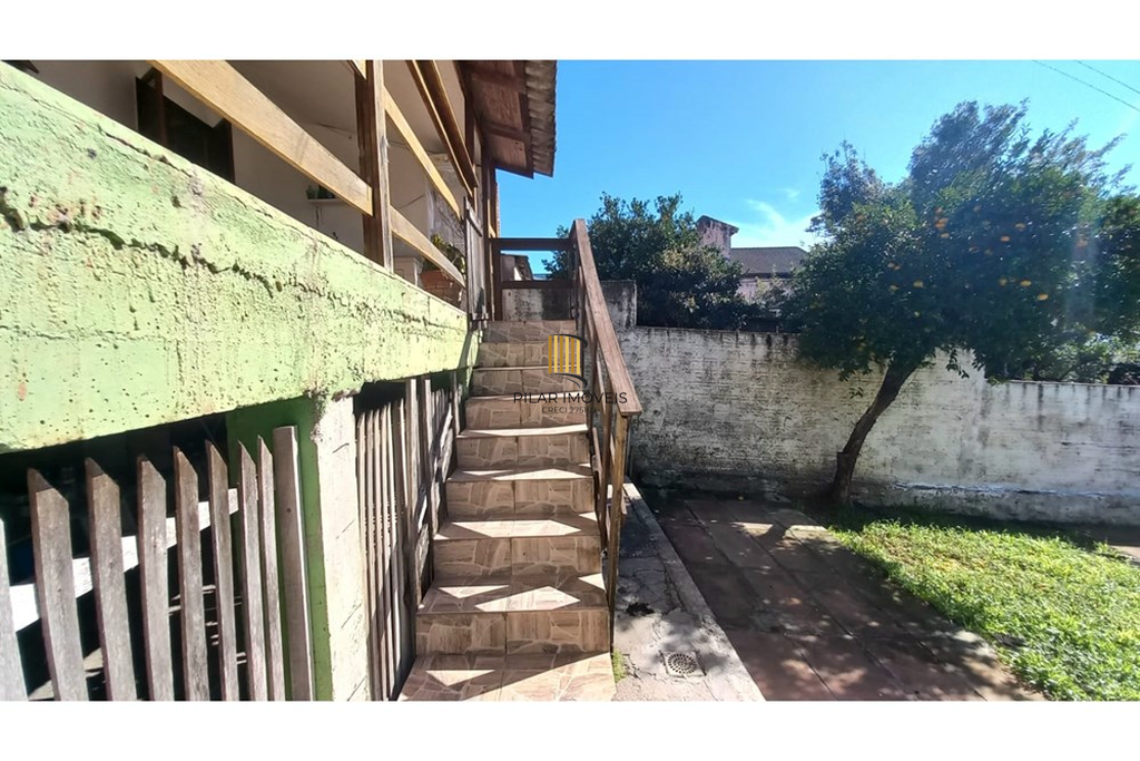 Casa 2 dormitórios no bairro Maringá