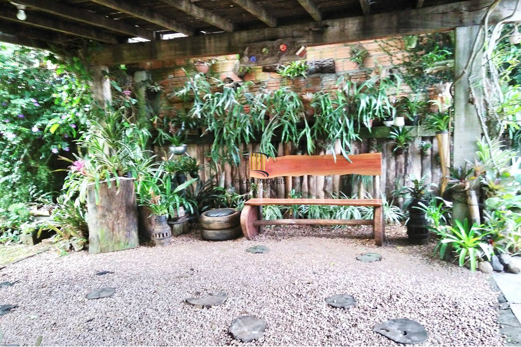 Casa 2 dormitórios no bairro Califórnia