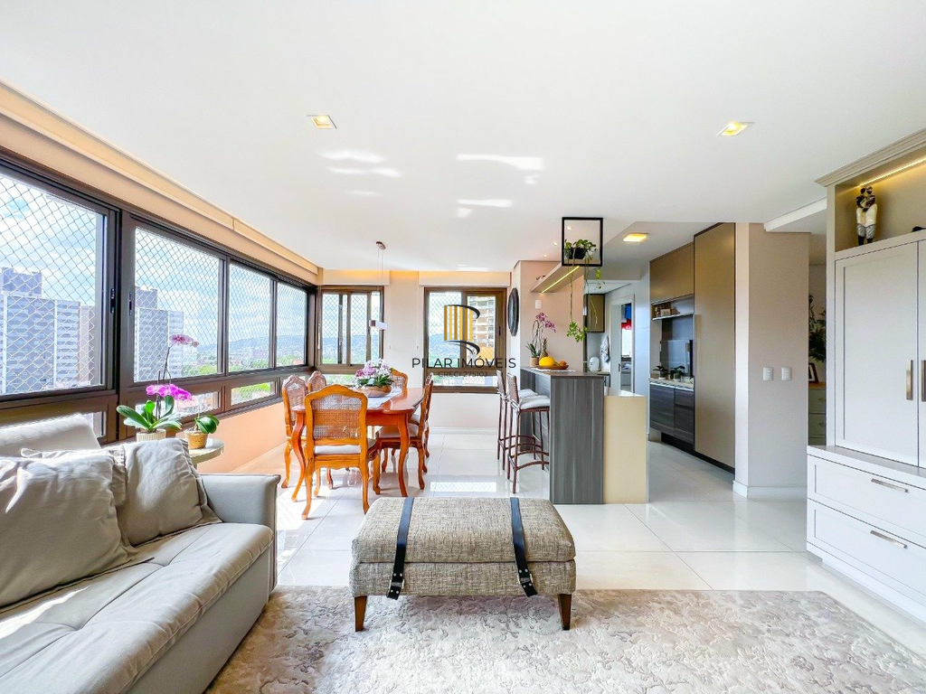 Apartamento 3 dormitórios no bairro Petrópolis