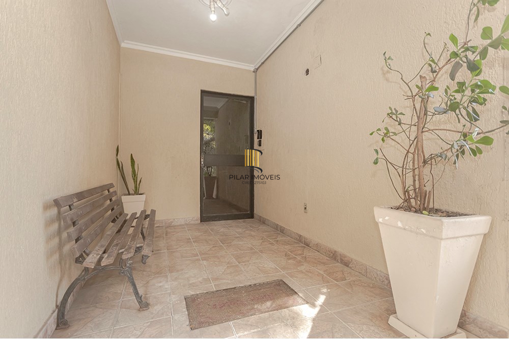Apartamento 2 dormitórios no bairro Bom Fim