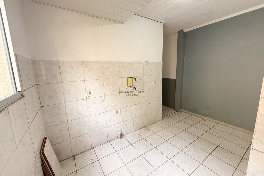 Apartamento 2 dormitórios no bairro Guajuviras