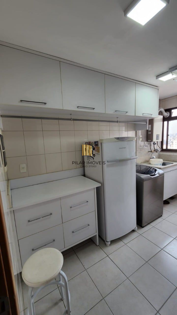 Apartamento 3 dormitórios no bairro Menino Deus