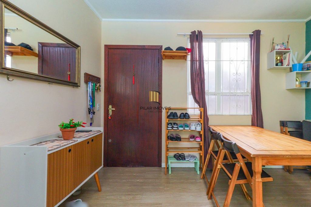 Apartamento 2 dormitórios no bairro Camaquã