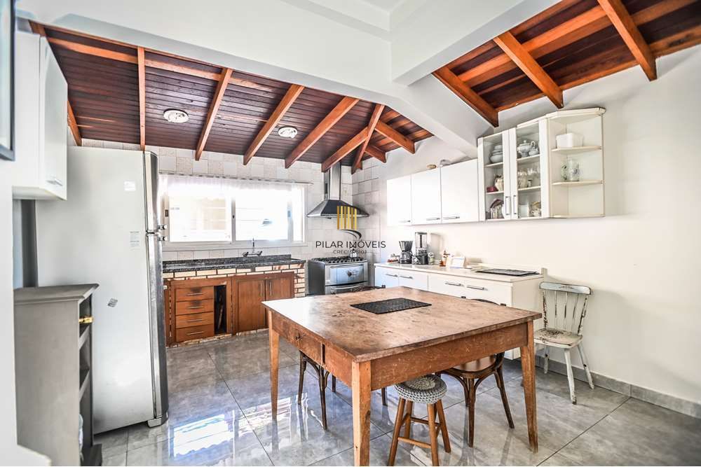 Casa 3 dormitórios no bairro Santa Tereza