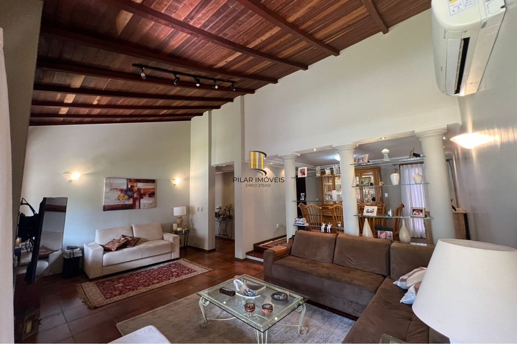 Casa 3 dormitórios no bairro Santana