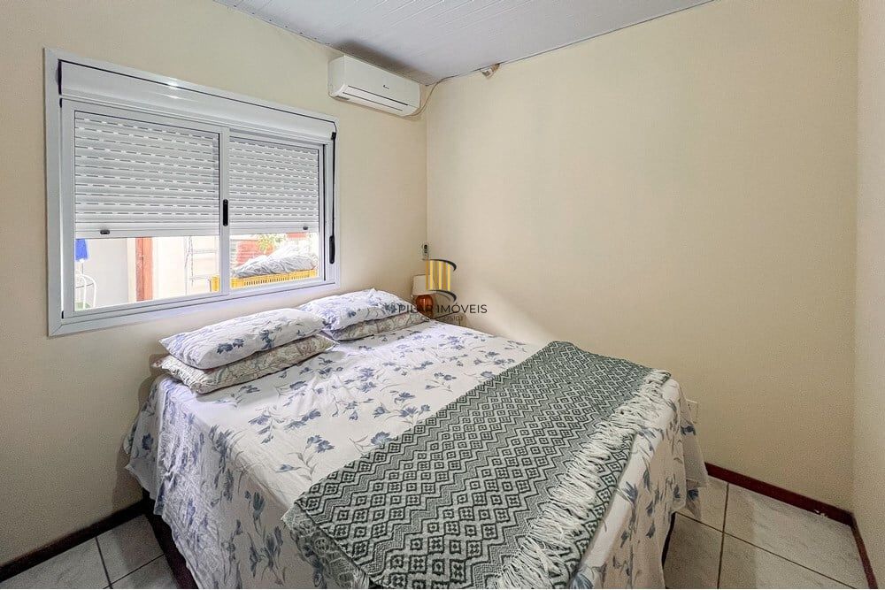 Casa de Condomínio 2 dormitórios no bairro Olaria