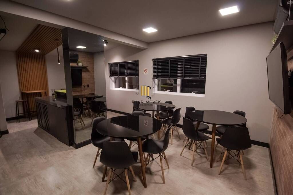 Apartamento 2 dormitórios no bairro Centro