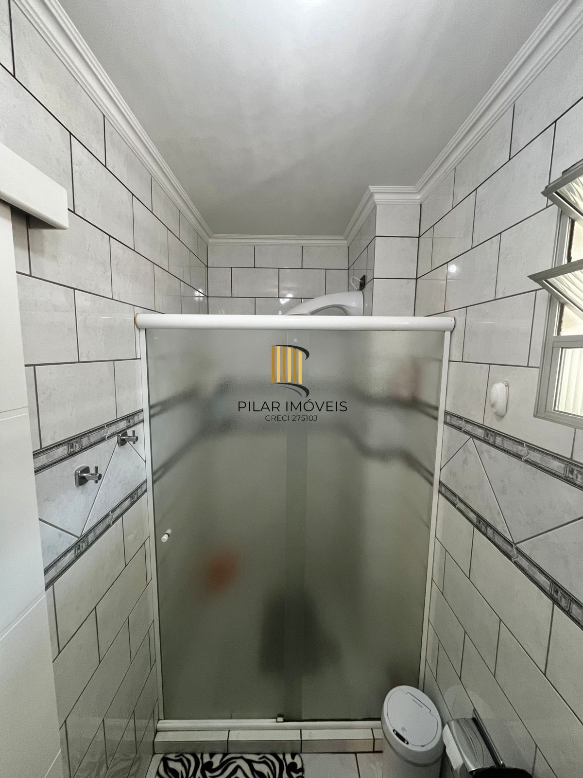 03 dorm, transformados em 02, Passo da Areia, 58 m², reformado, semi mobiliado