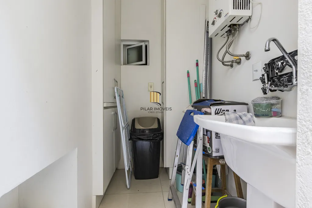 Casa de Condomínio 1 dormitório no bairro Vila Conceição