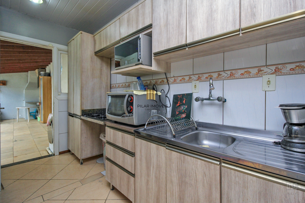Casa 2 dormitórios no bairro Hípica