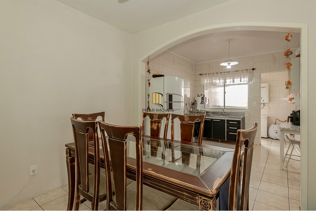 Casa 3 dormitórios no bairro Vila Jardim