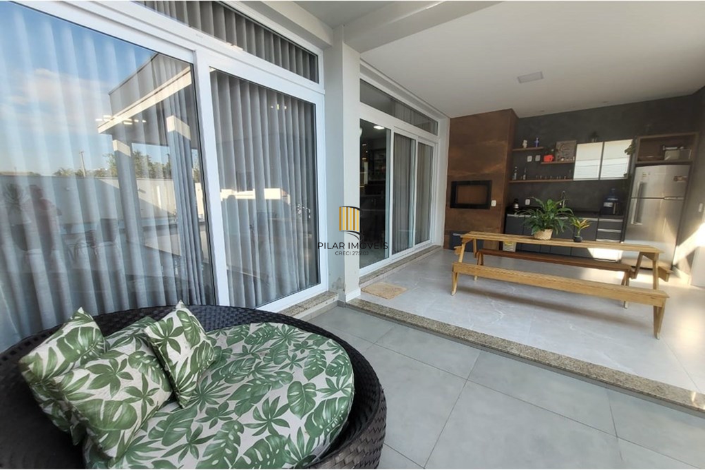 Casa 4 dormitórios no bairro Centro