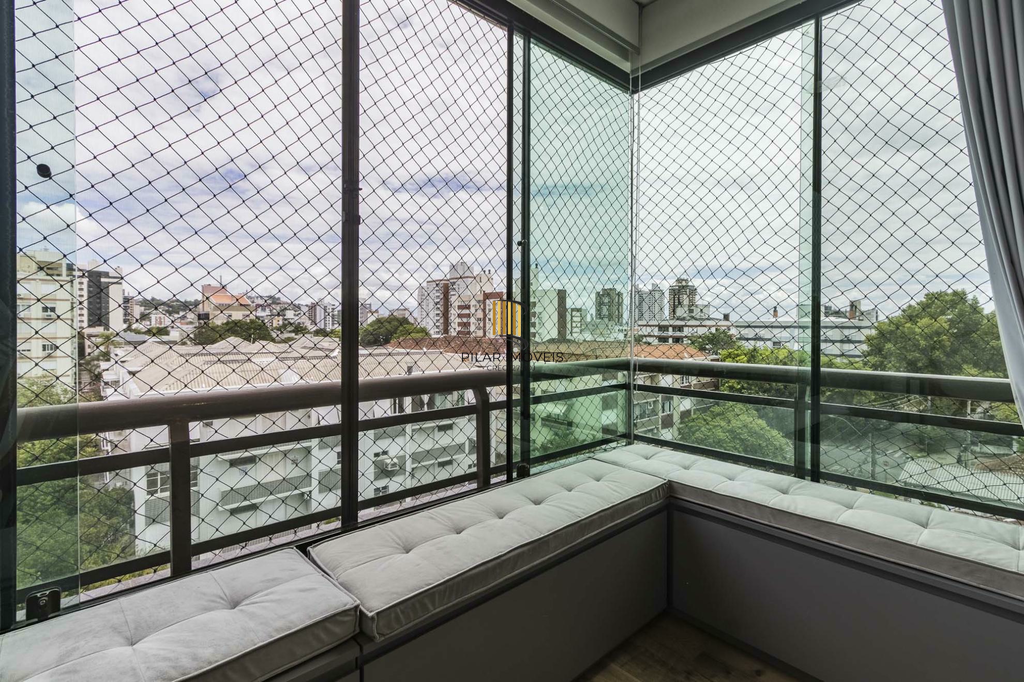 Apartamento 3 dormitórios no bairro Menino Deus