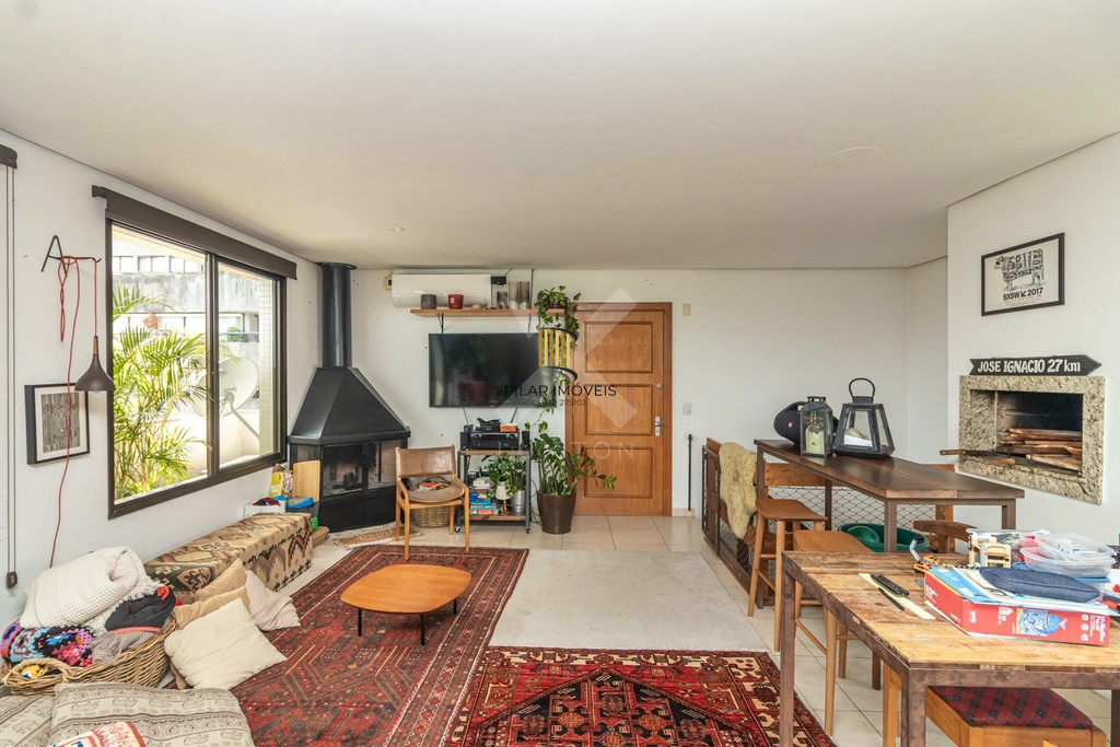 Cobertura 2 dormitórios no bairro Rio Branco