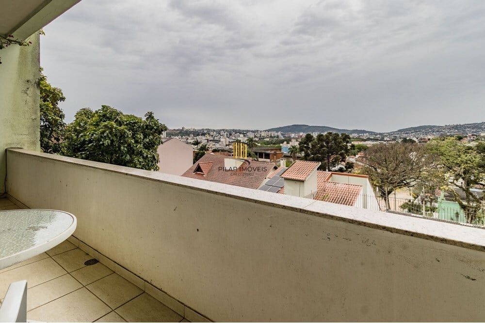 Casa 3 dormitórios no bairro Santo Antônio