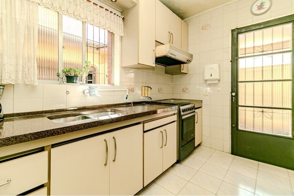 Casa 3 dormitórios no bairro Passo da Areia